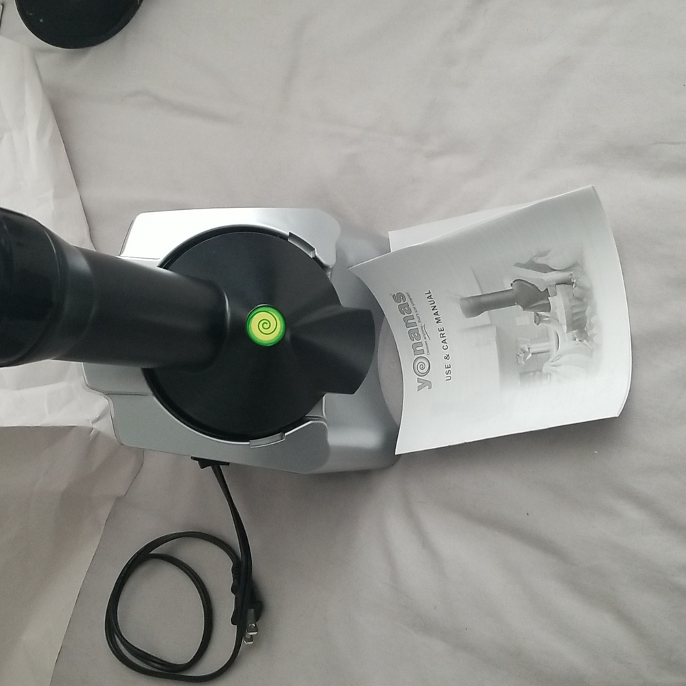 Yonanas frozen 'yogurt' maker